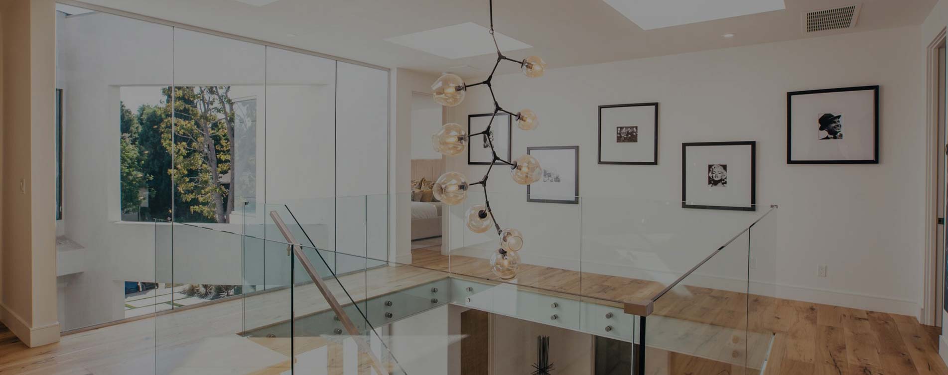 BROWSE AND BOOK UNIQUE <br> LOCATIONS NOW